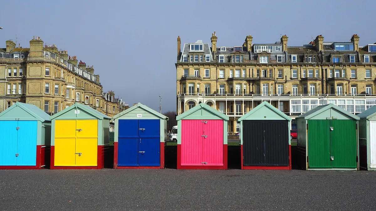 Local Angle: How to Photograph UK Coastal Towns for a Travel Portfolio